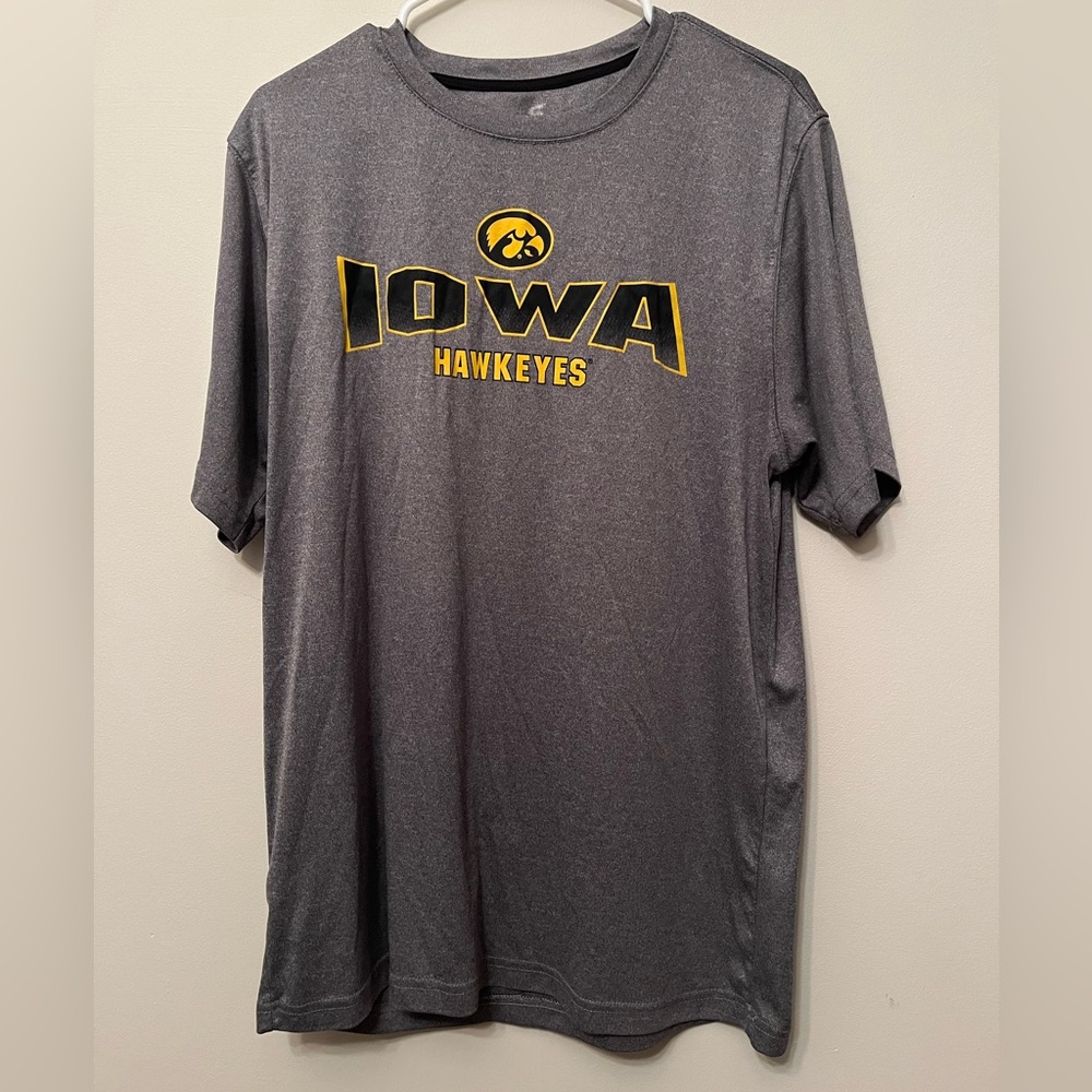 Iowa Hawkeyes Colosseum Athletics SS Short Mens Size Large NCAA Double Sided